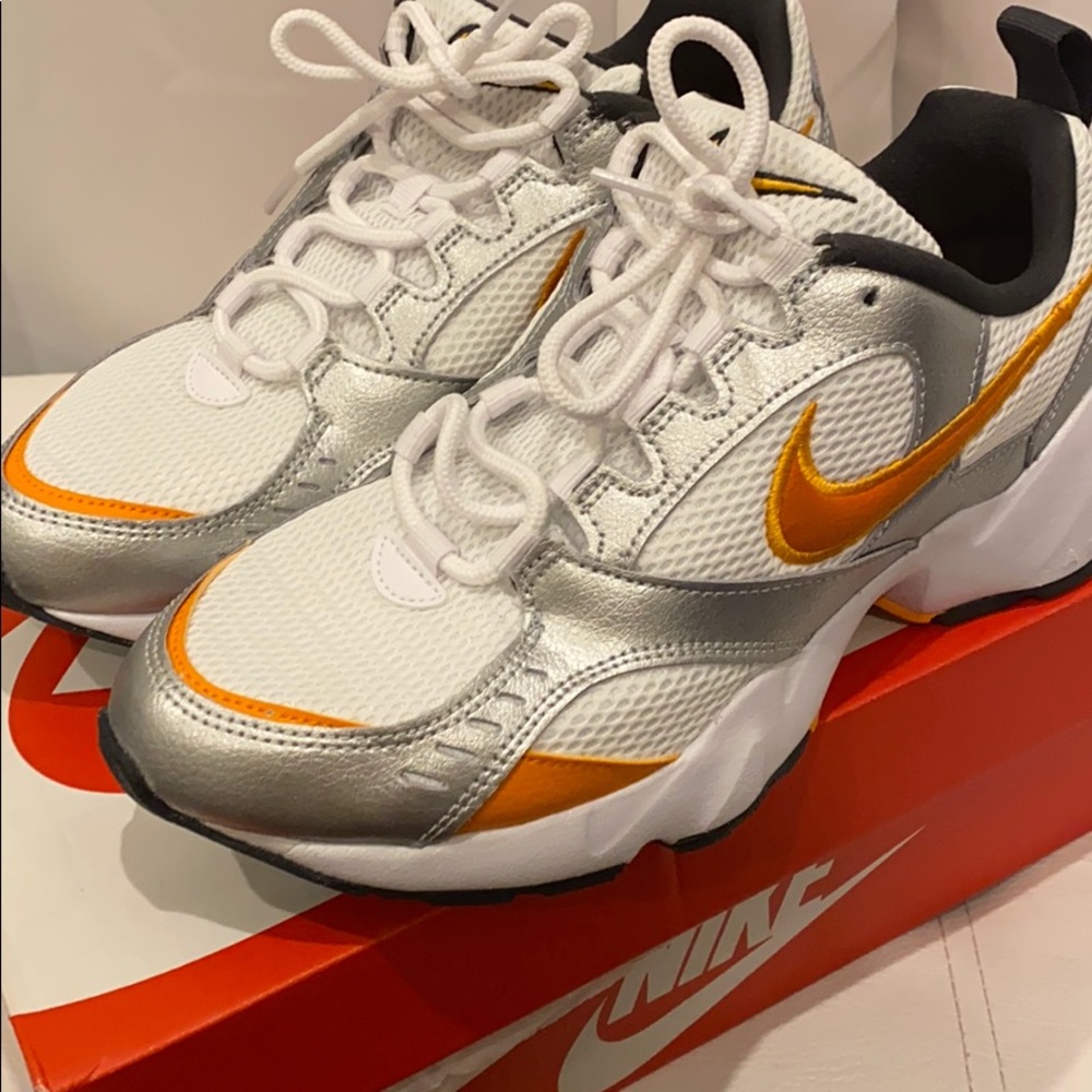 Nike Air Heights